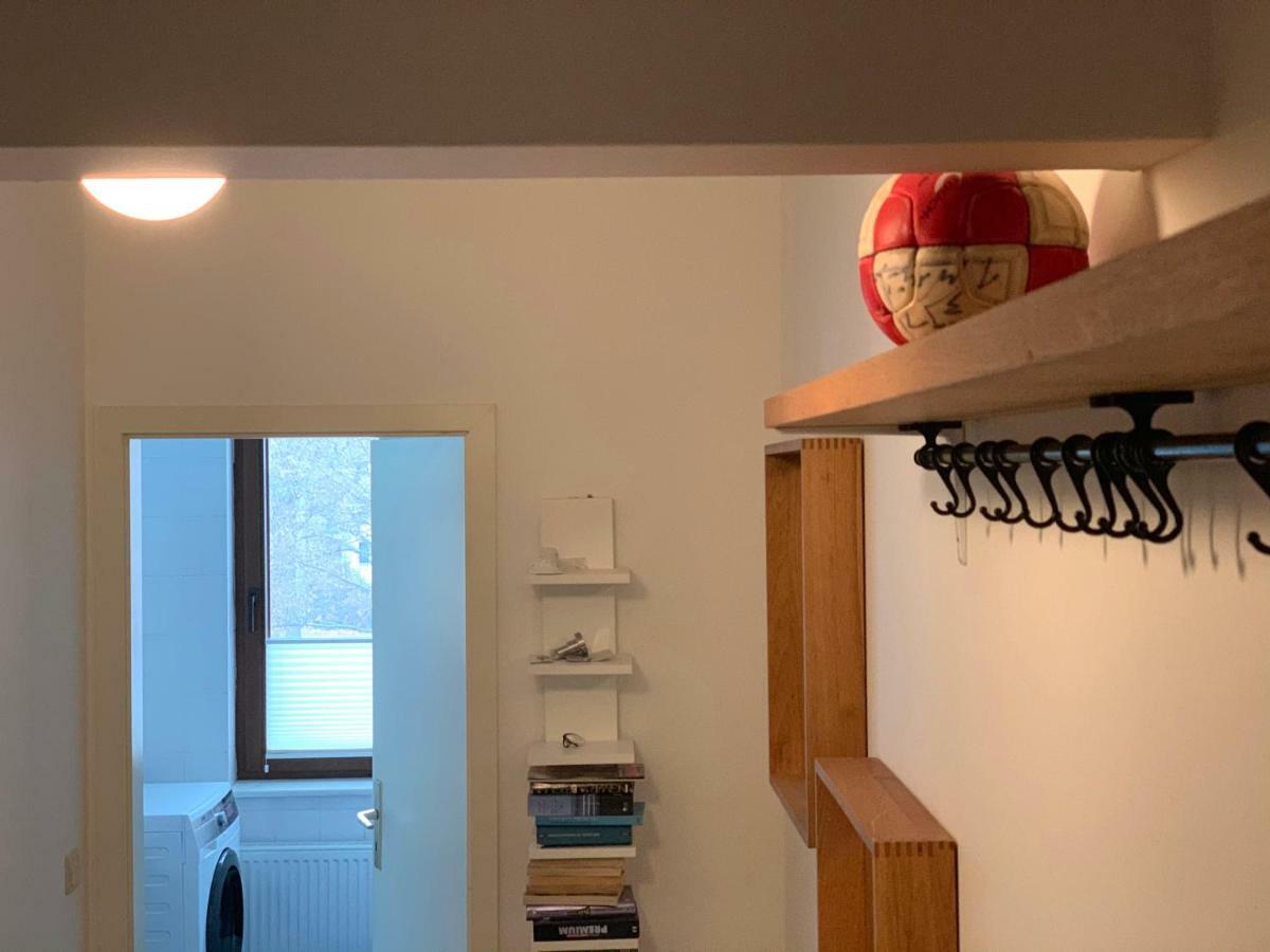 Hinterhaus No1 Apartment